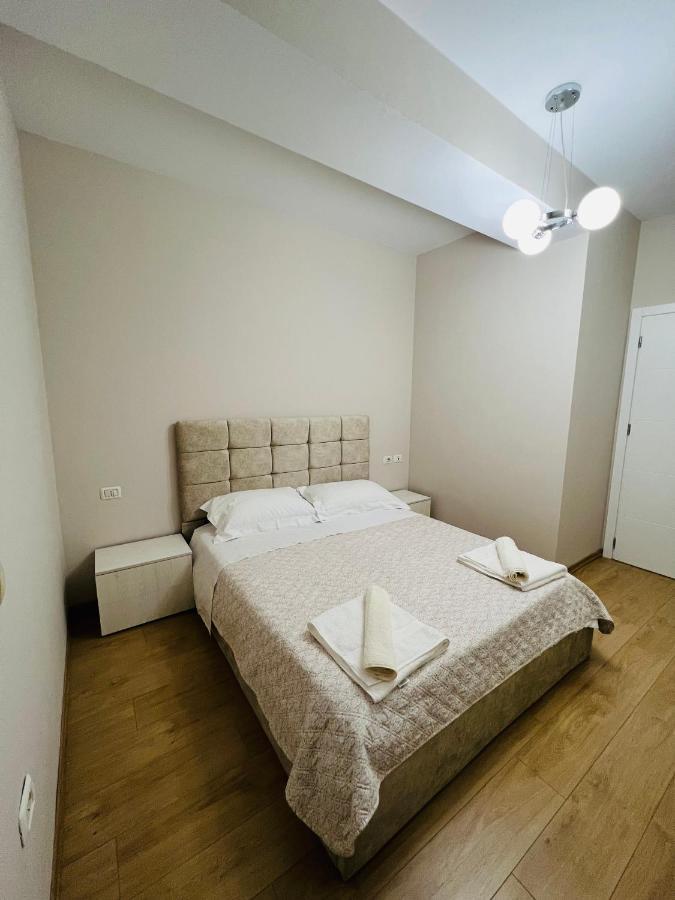 Lovely Apartment, Free Parking Tirana Exterior foto
